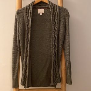 Banana Republic Heritage sweater in XS